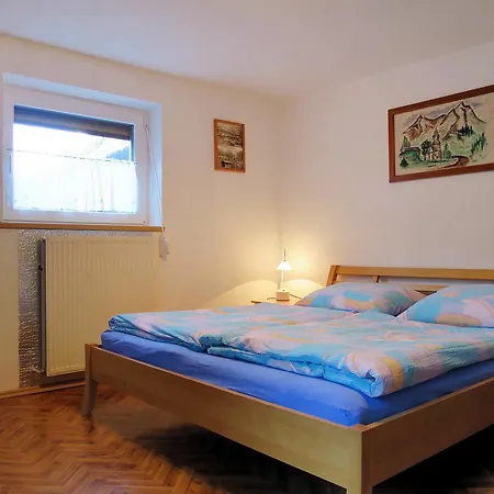 Ferienwohnung Pettneu 130w