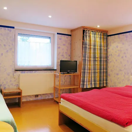 Ferienwohnung Pettneu 130w *